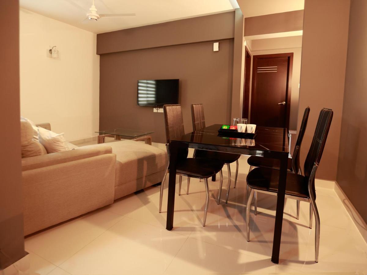 Transit Suites By Grandwest Nedumbassery Exterior photo
