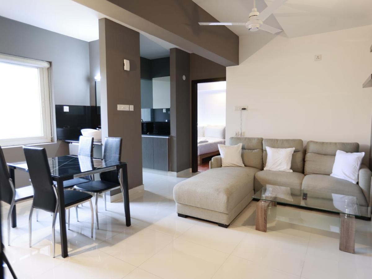 Transit Suites By Grandwest Nedumbassery Exterior photo