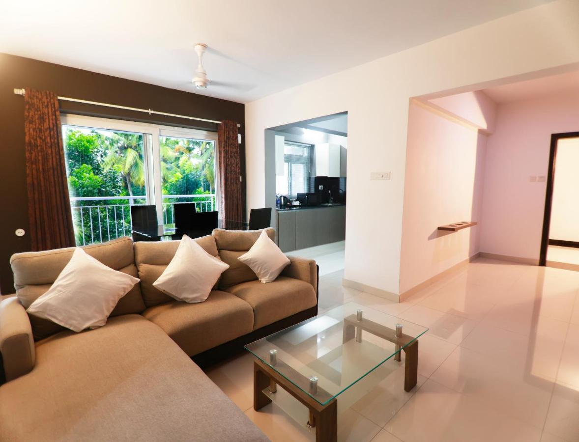 Transit Suites By Grandwest Nedumbassery Exterior photo